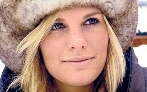 Tora Uppstrøm Berg Tora Uppstrøm Berg dice que pasó una «noche caliente» con el prometido de la princesa.