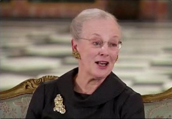 Reina Margarita de Dinamarca - 2 Margarita de Dinamarca no tiene la intención de abdicar ni dejar de fumar (Foto: Captura de TV)