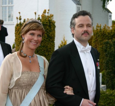 La princesa Marta Luisa de Noruega y su marido Ari Behn en la boda de los príncipes daneses Joaquín y Marie de Dinamarca el 24 de Mayo del 2008 en Møgeltønder. (Foto: © M.Mielgo- JM Noticias)