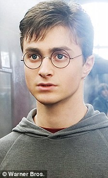 Harry Potter, interpretado por Daniel Radcliffe en una de las películas de la famoso serie de libros.