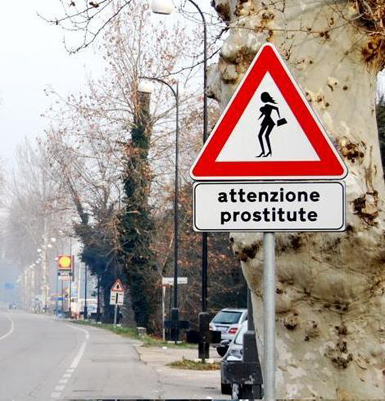 La nueva señal de tráfico en Italia - (Foto: Bloggingbadger.com)