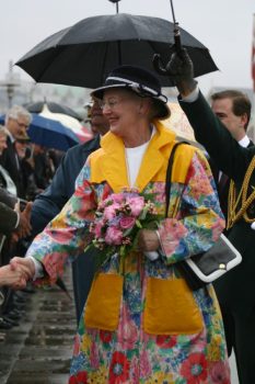 La soberana danesa suele sorprender con ropa diseñada por ella misma. (Foto: © M.Mielgo - JM Noticias)