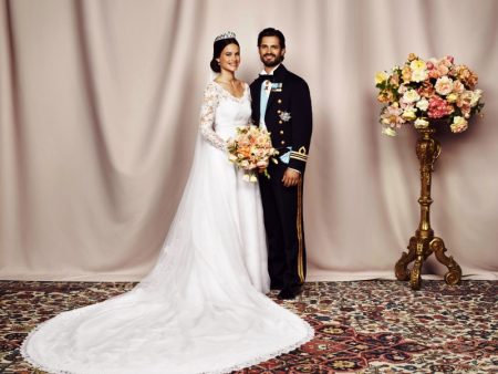 Los gastos de la boda del príncipe Carlos Felipe de Suecia con la ahora princesa Sofía sólo fueron 7,4 millones de coronas suecas, o lo que es lo mismo: 793.000 euros. - Foto: Kungahuset.se